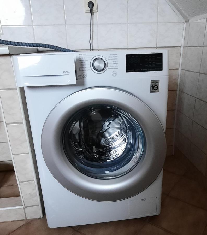 Apartman Chiarita Nemšová Екстериор снимка